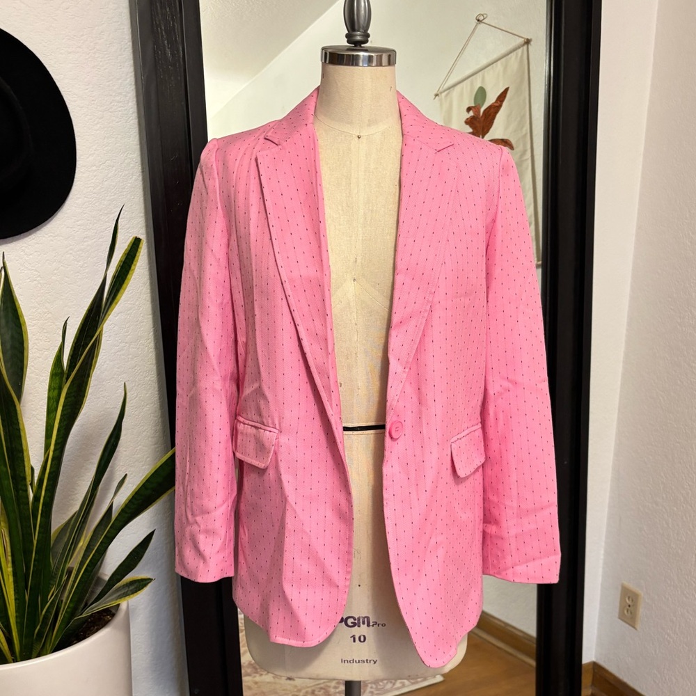 Adorable blazer 💕 - Picture 3 of 6